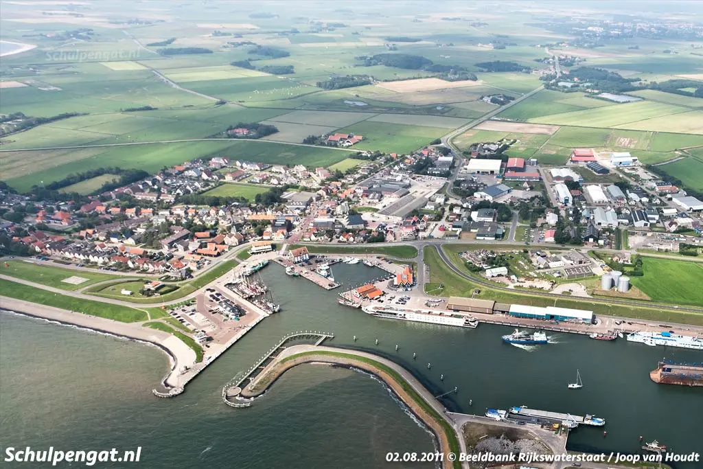 De haven van Oudeschild op het Waddeneiland Texel De haven van Oudeschild op het Waddeneiland Texel